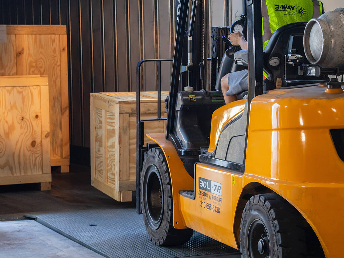 _Should-I-Outsource-Trade-Show-Freight-Shipping Should I Outsource Trade Show Freight Shipping